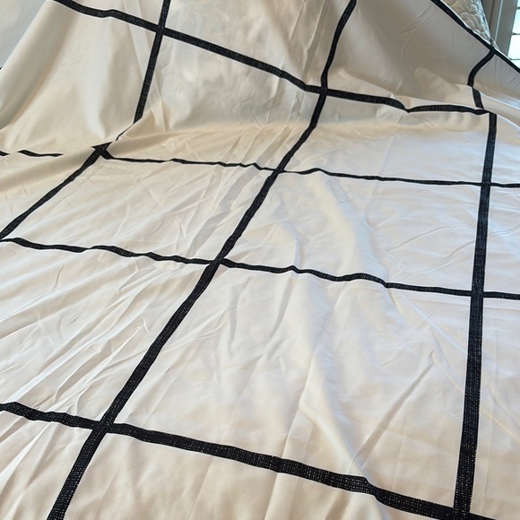 Truly Soft Standard Size White and Black Geometric Shower Curtain EUC - Picture 1 of 5